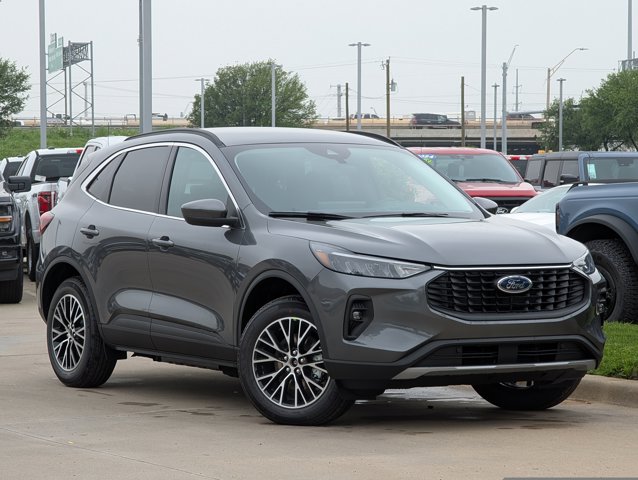 New 2025 Ford Escape PHEV
