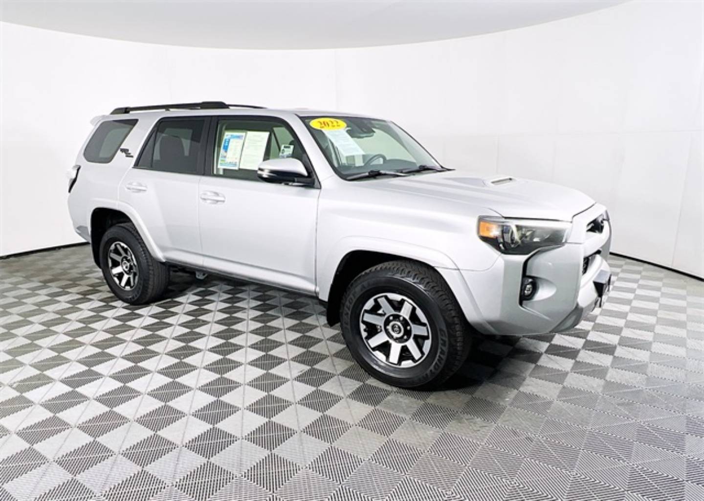 2022 Toyota 4Runner TRD Off-Road Premium's photo