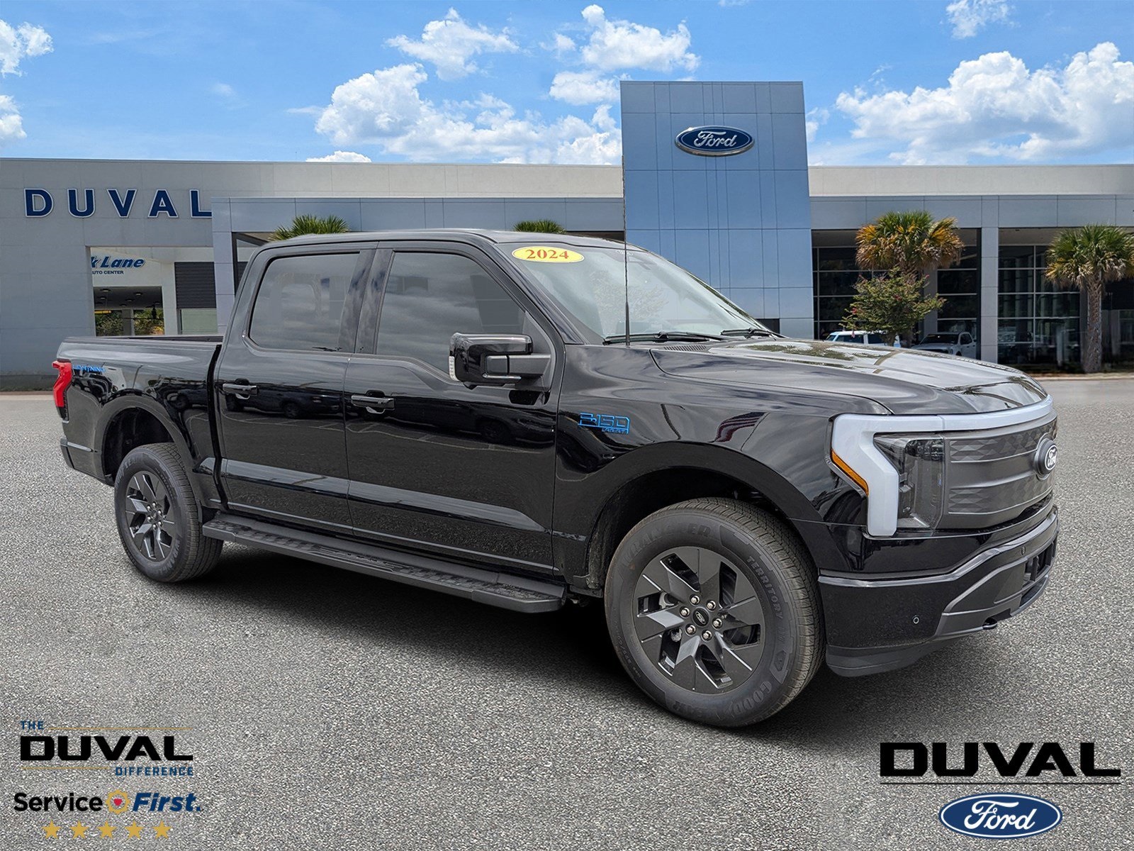 New 2024 Ford F-150 Lightning LARIAT
