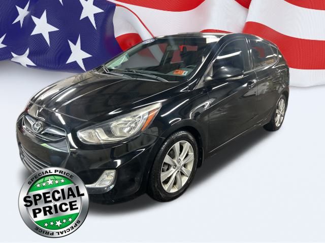 Used 2013 Hyundai Accent SE with VIN KMHCU5AE7DU108120 for sale in Clarksburg, WV