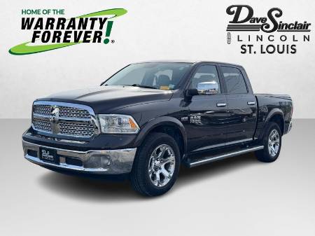 2017 RAM 1500 4WD Laramie Crew Cab