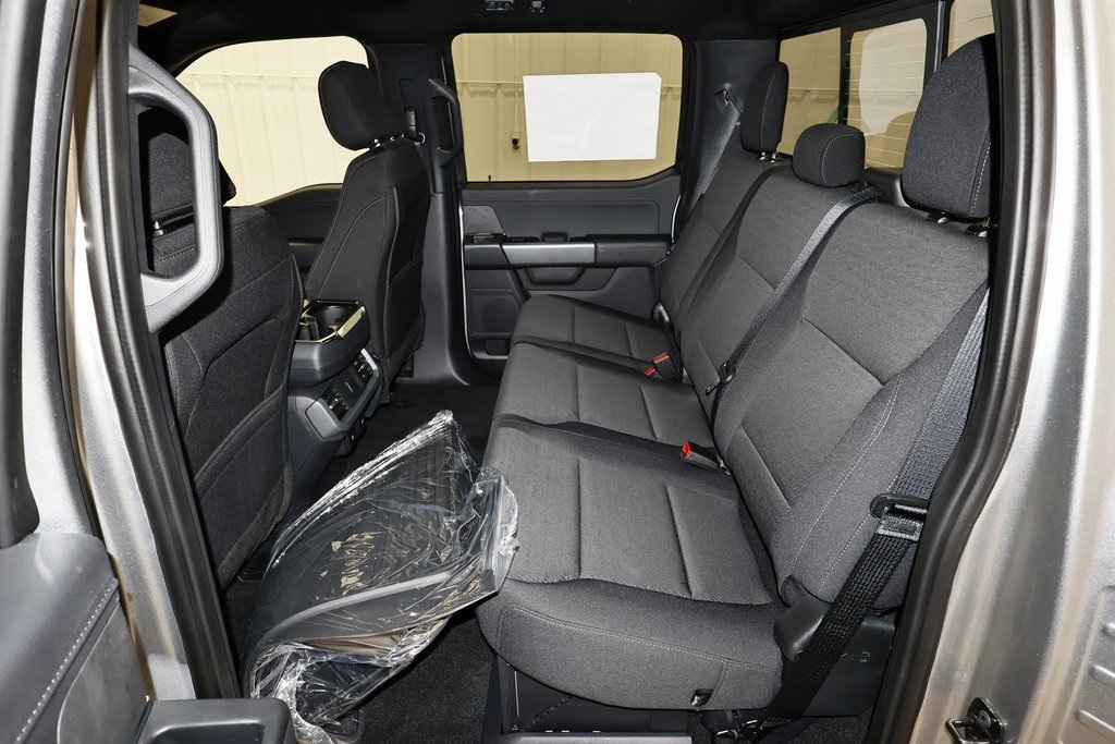2025 Ford F-150 XLT photo 11