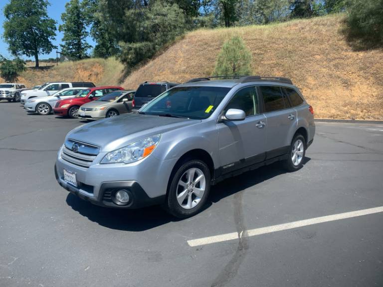 2013 Subaru Outback 2.5I Premium