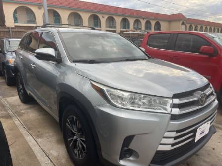 2018 Toyota Highlander LE