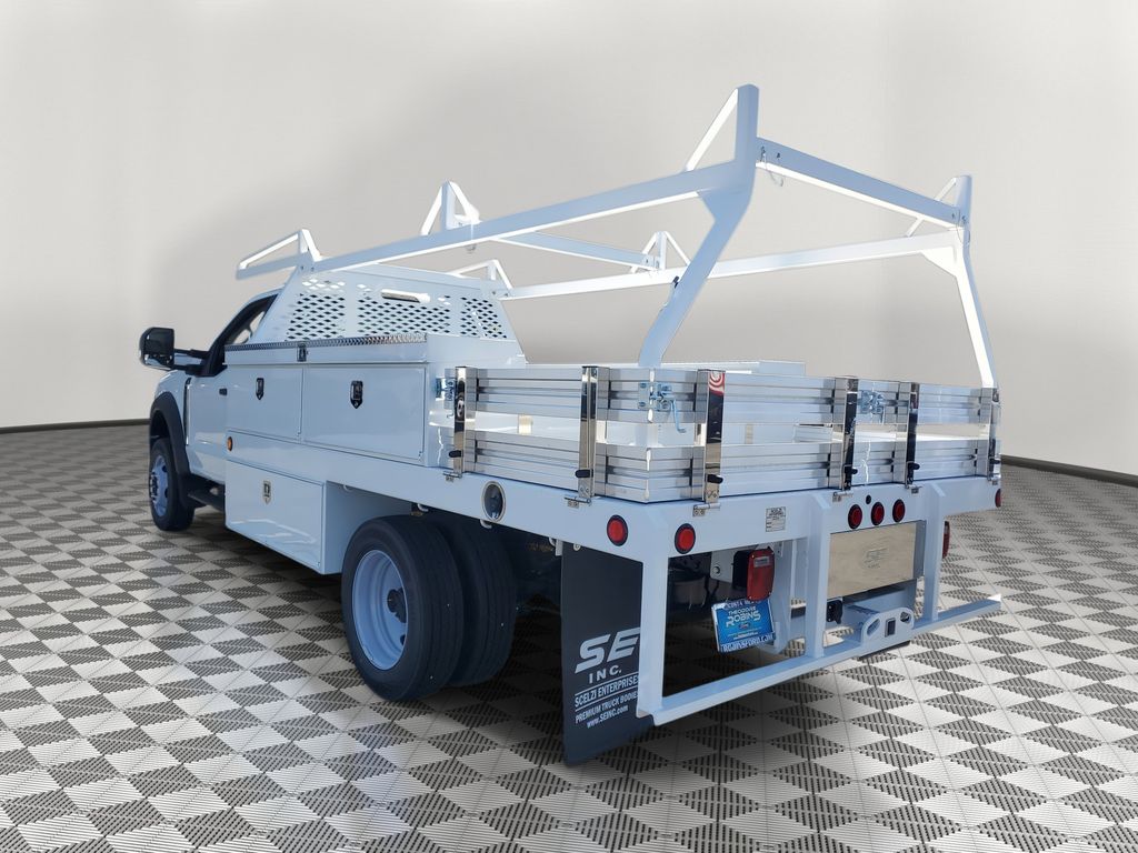 2024 Ford F-450 photo 3