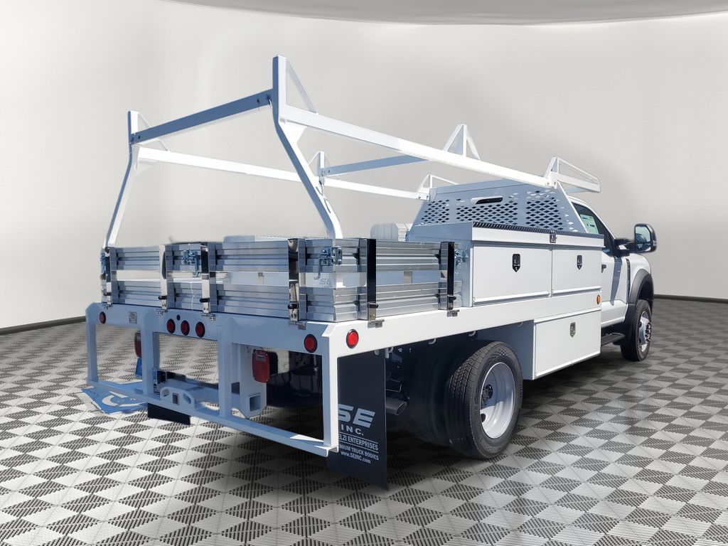 2024 Ford F-450 photo 4
