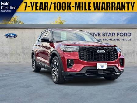 2025 Ford Explorer ST-Line