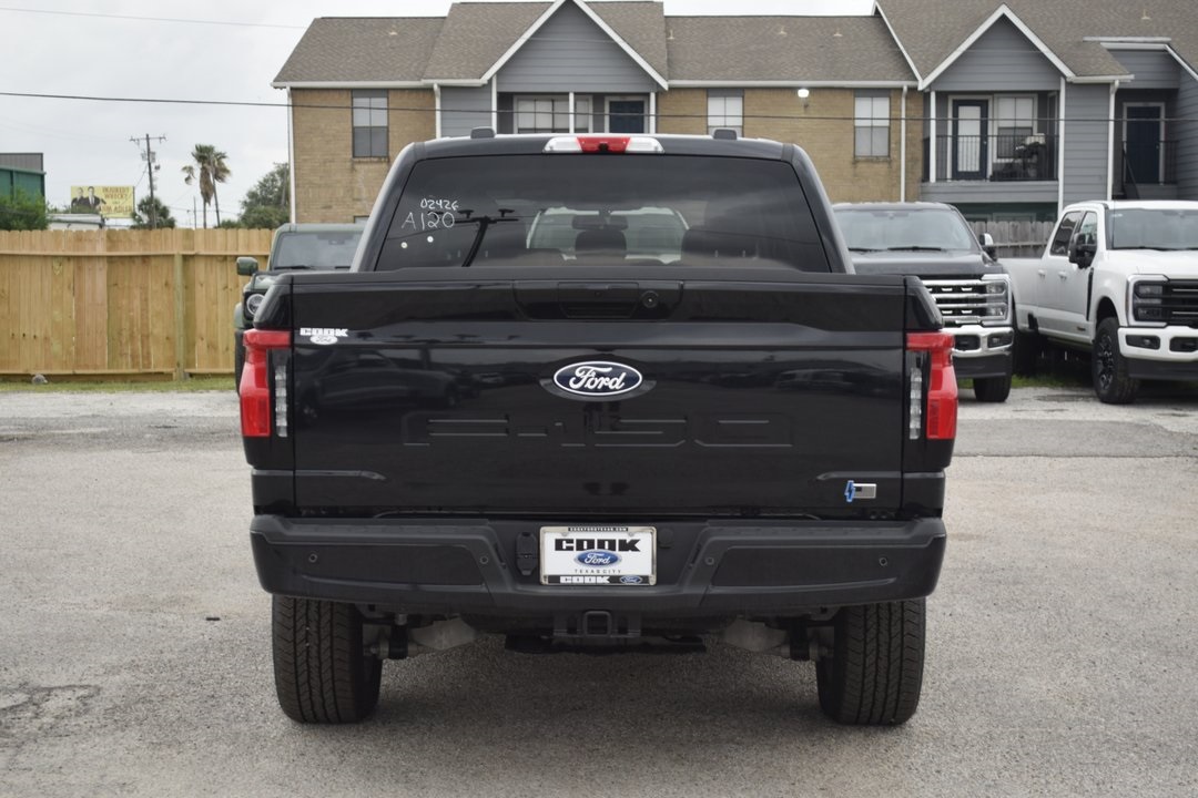 2025 Ford F-150 Lightning photo 2