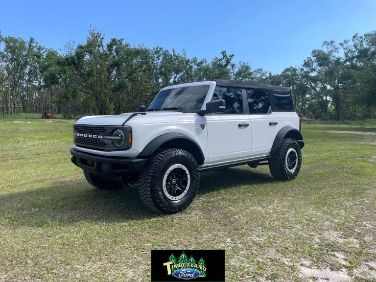 2024 Ford Bronco Badlands 4DR Sasquatch Pkg
