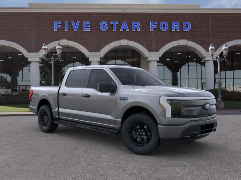 2025 Ford F-150 Lightning XLT