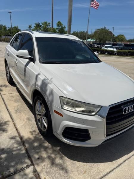 2017 Audi Q3 2.0T Premium