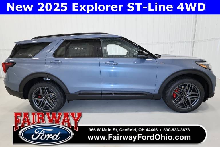 2025 Ford Explorer ST-Line