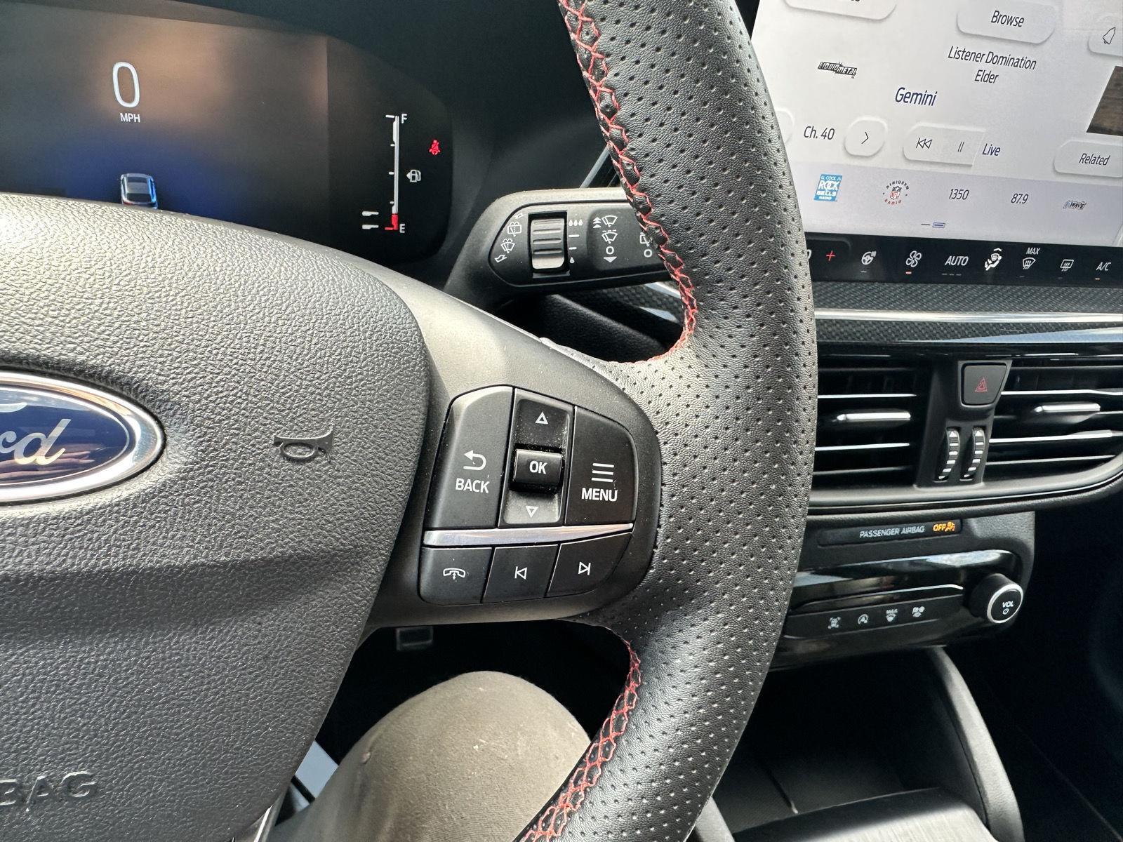 2023 Ford Escape ST-Line photo 19