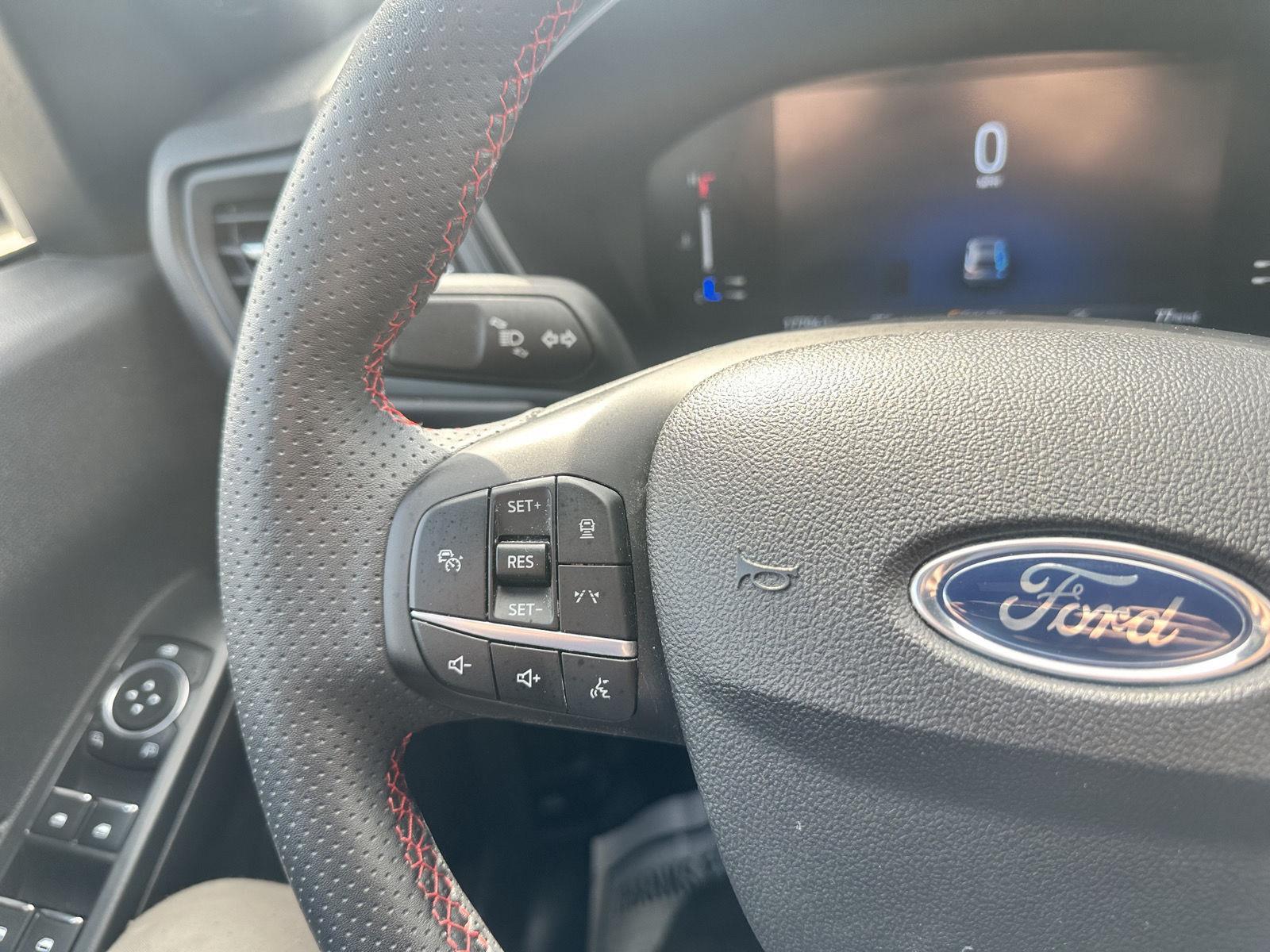 2023 Ford Escape ST-Line photo 20