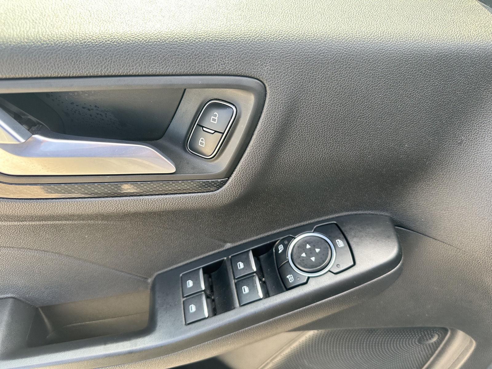 2023 Ford Escape ST-Line photo 26