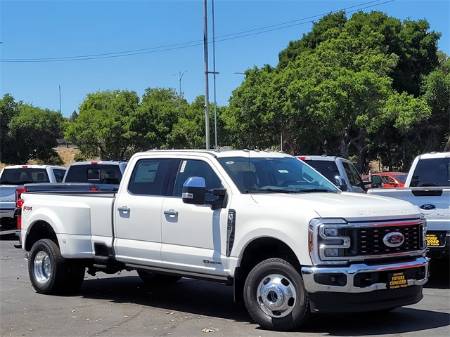2025 Ford F-350SD LARIAT