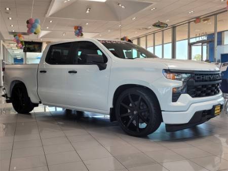 2025 Chevrolet Silverado 1500 Custom