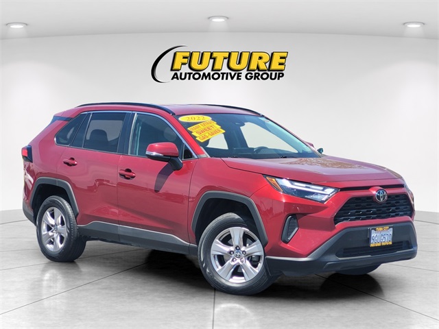 2022 Toyota RAV4 XLE