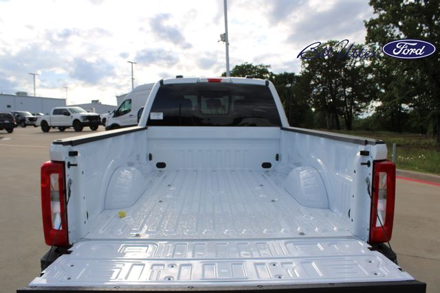2025 Ford F-250 photo 6