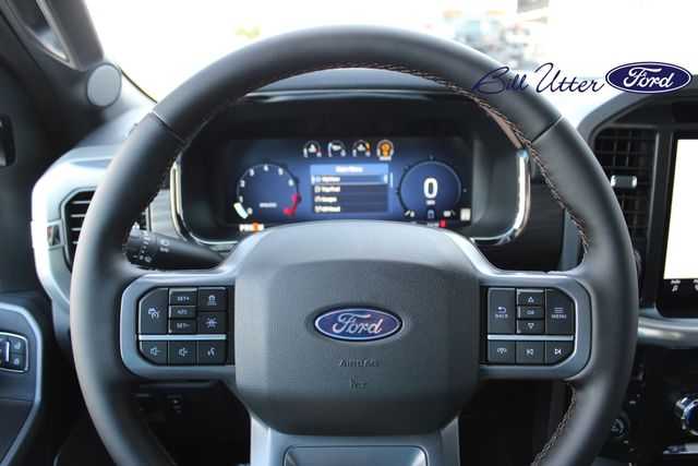 2025 Ford F-150 Lariat photo 17
