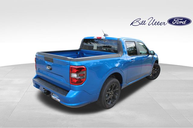 2025 Ford Maverick photo 3