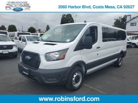2025 Ford Transit-350 XL
