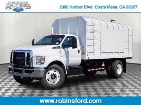 2025 Ford F-650SD Base