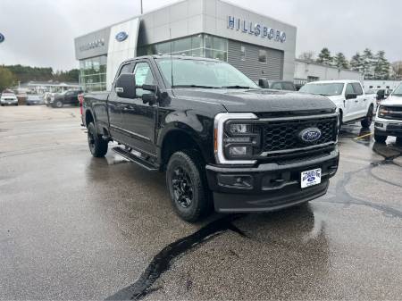 2025 Ford Super Duty F-350 SRW XL