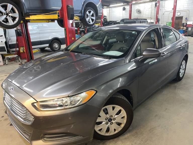 2013 Ford Fusion S