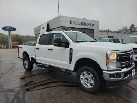 2025 Ford Super Duty F-350 SRW XLT