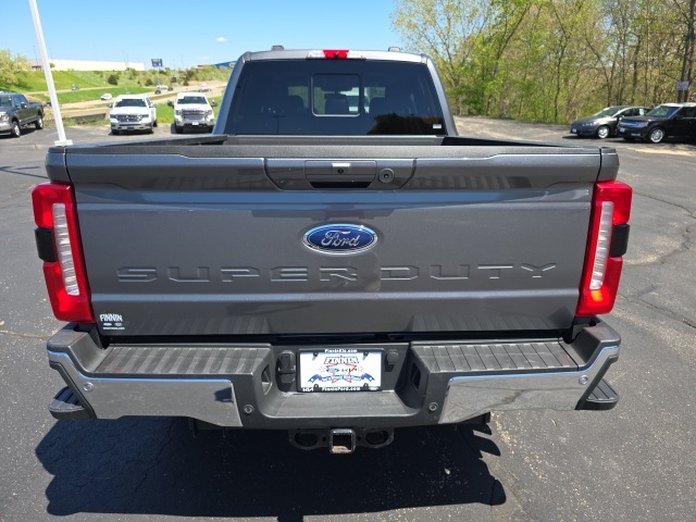 2024 Ford F-350 photo 12