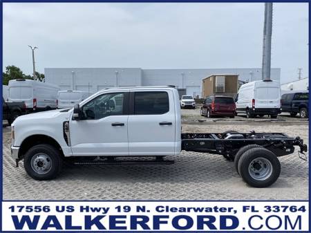 2025 Ford Super Duty F-350 DRW XL