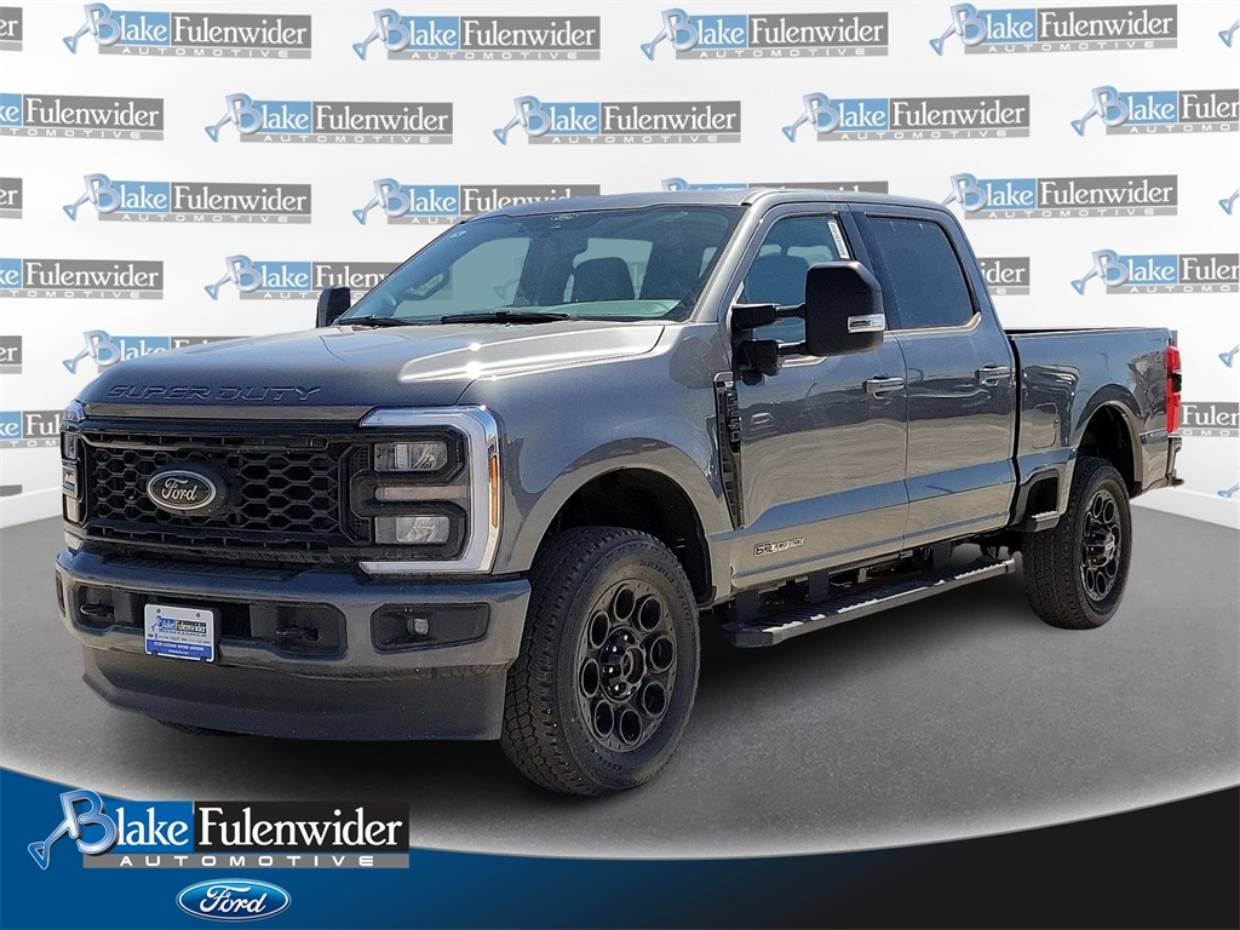 2025 Ford F-250 Super Duty XLT's photo