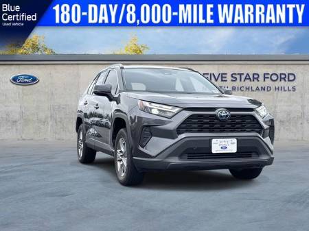 2022 Toyota RAV4 Hybrid XLE