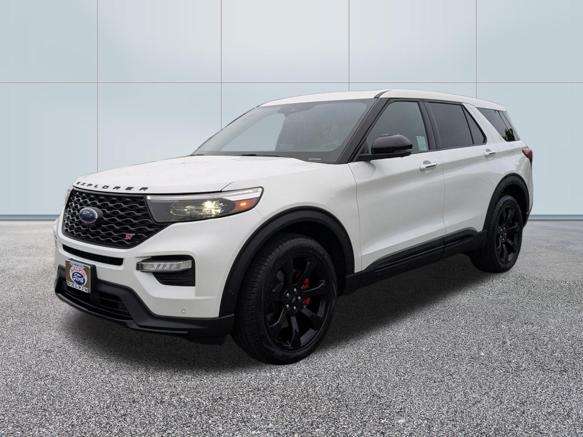 2022 Ford Explorer ST photo 2