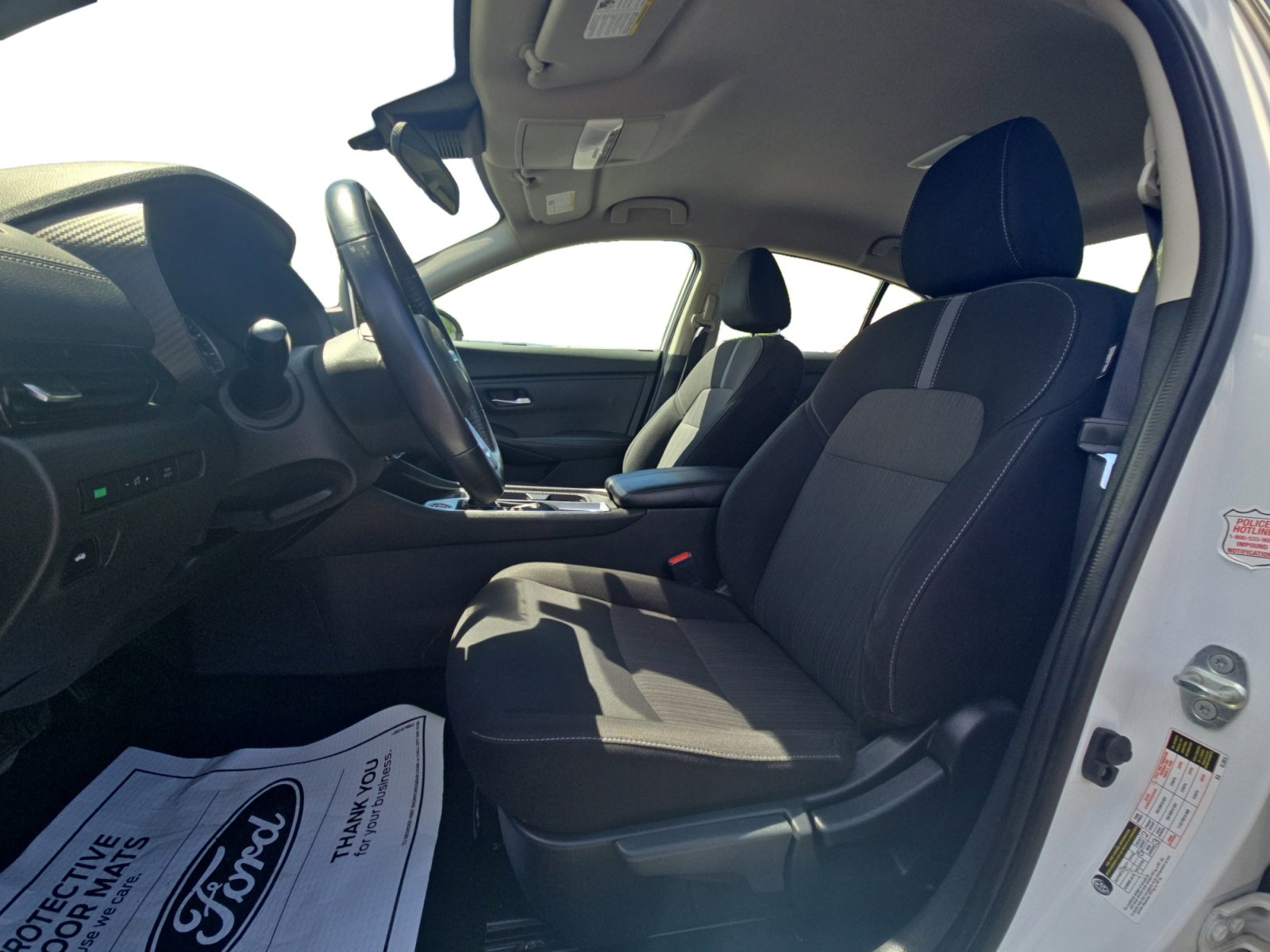 2022 Nissan Sentra SV photo 9