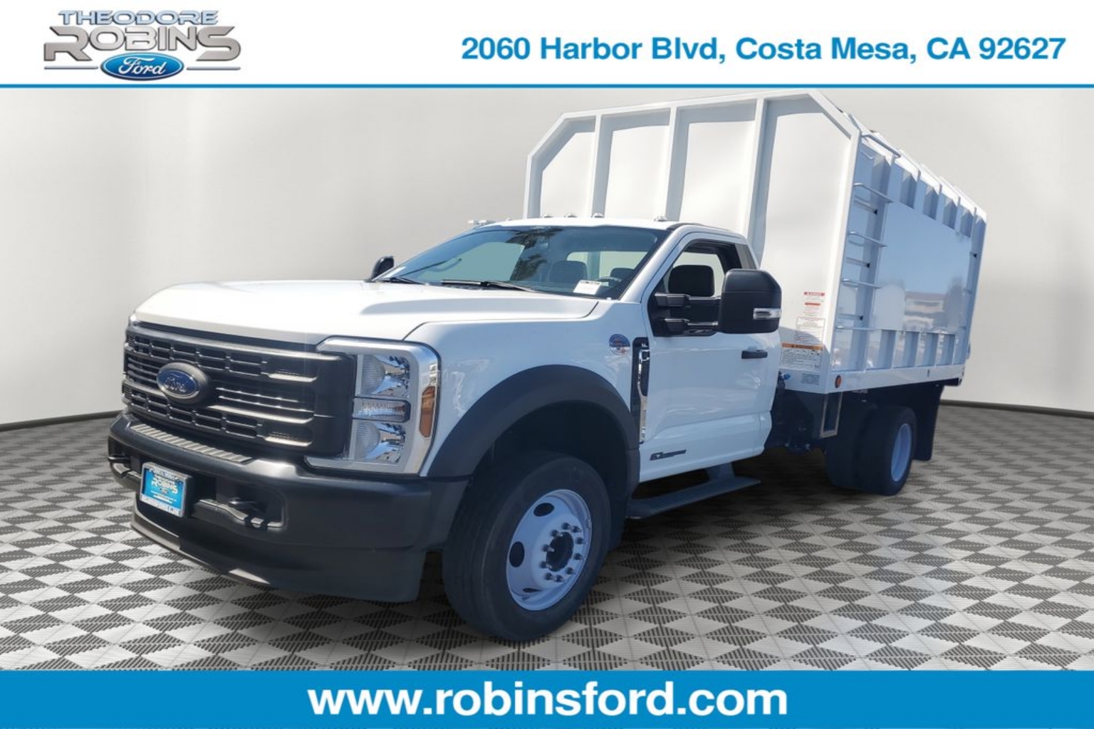 2024 Ford F-550 Super Duty Chassis Cab XL's photo