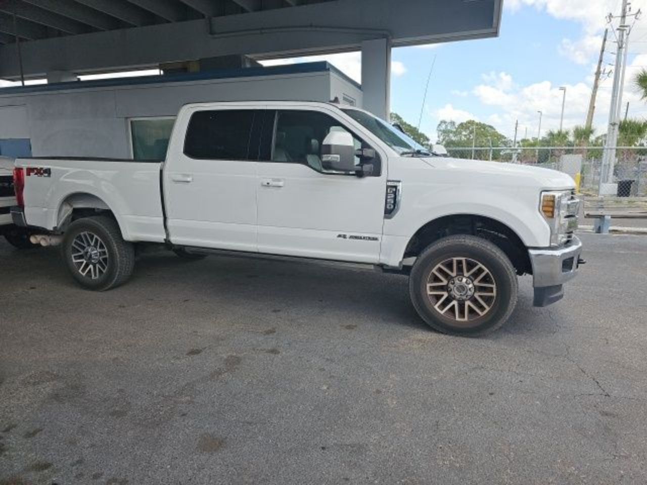 Certified 2019 Ford F-250 Super Duty Lariat with VIN 1FT7W2BT5KEG65918 for sale in Orlando, FL