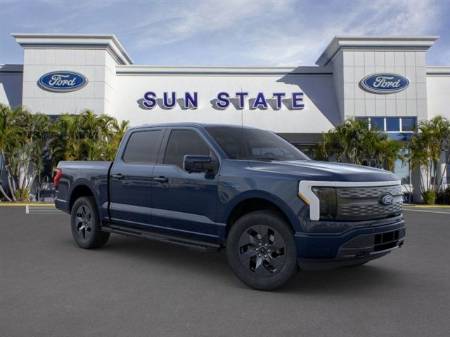 2025 Ford F-150 Lightning LARIAT