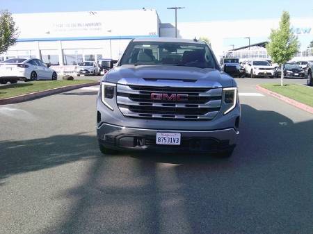 2024 GMC Sierra 1500 SLE