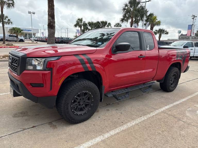 2022 Nissan Frontier S