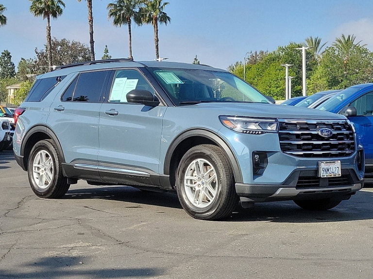 2025 Ford Explorer Active