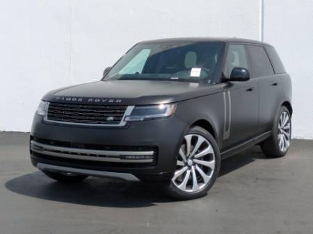 2025 Land Rover Range Rover P530 SE