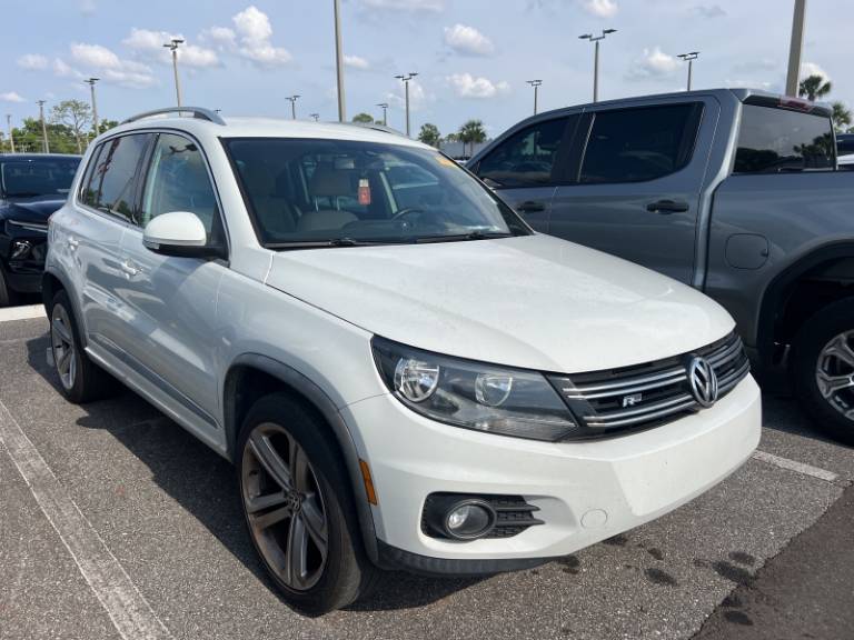 2016 Volkswagen Tiguan R-Line