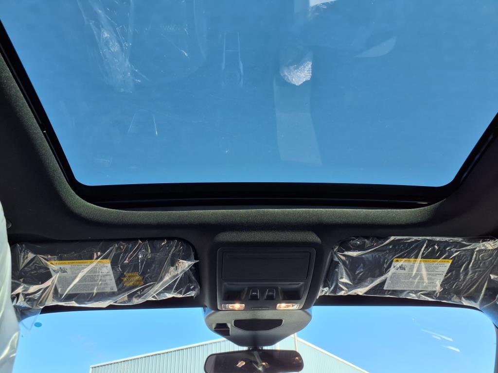 2025 Ford Escape ST-Line photo 8