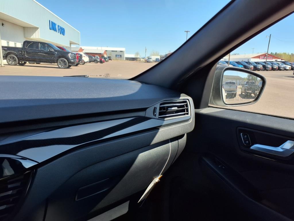 2025 Ford Escape ST-Line photo 10