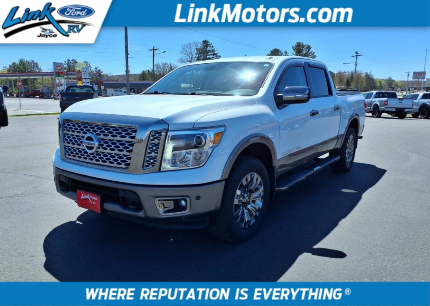 2019 Nissan Titan Platinum Reserve
