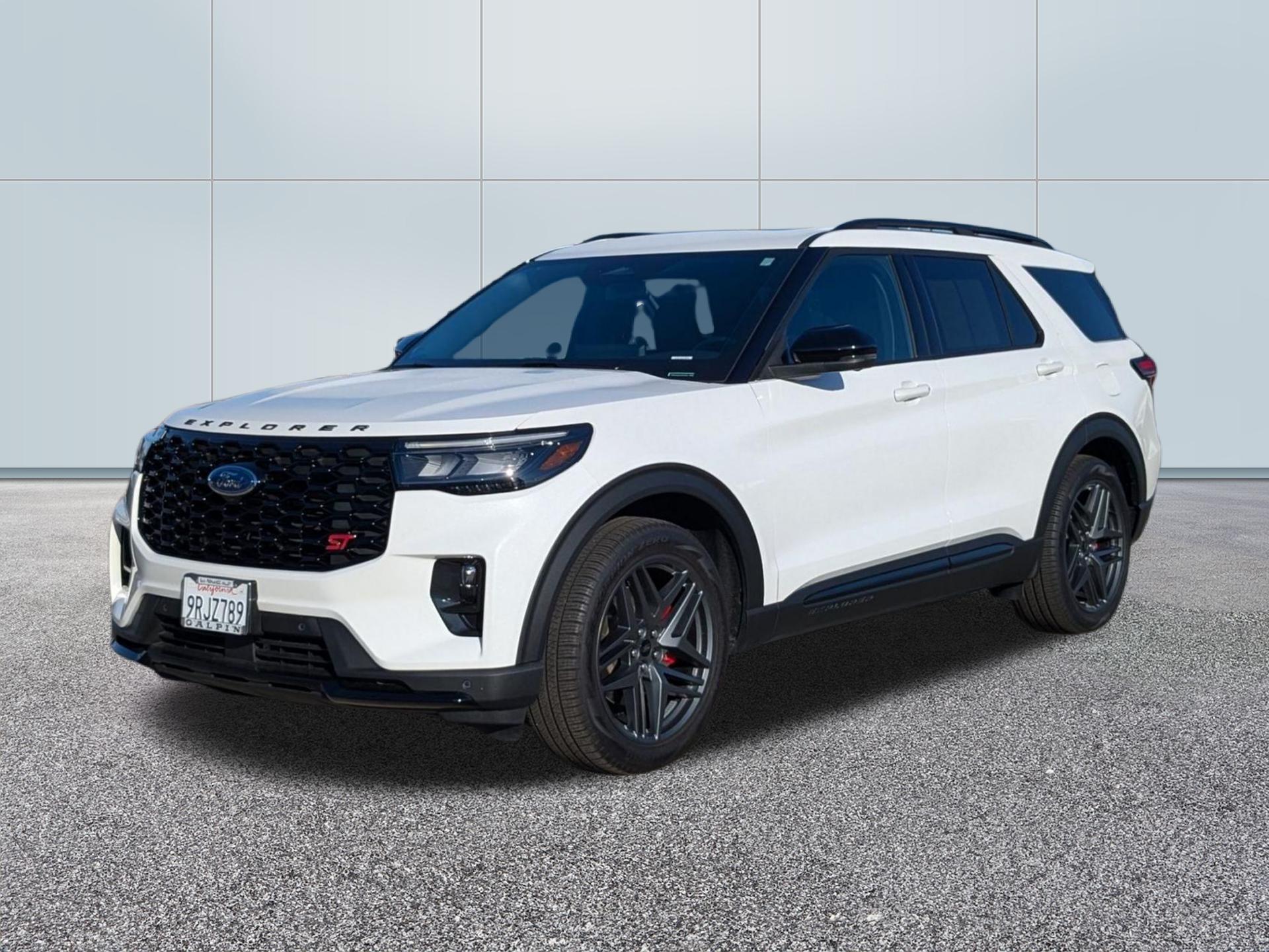 2025 Ford Explorer Platinum photo 4