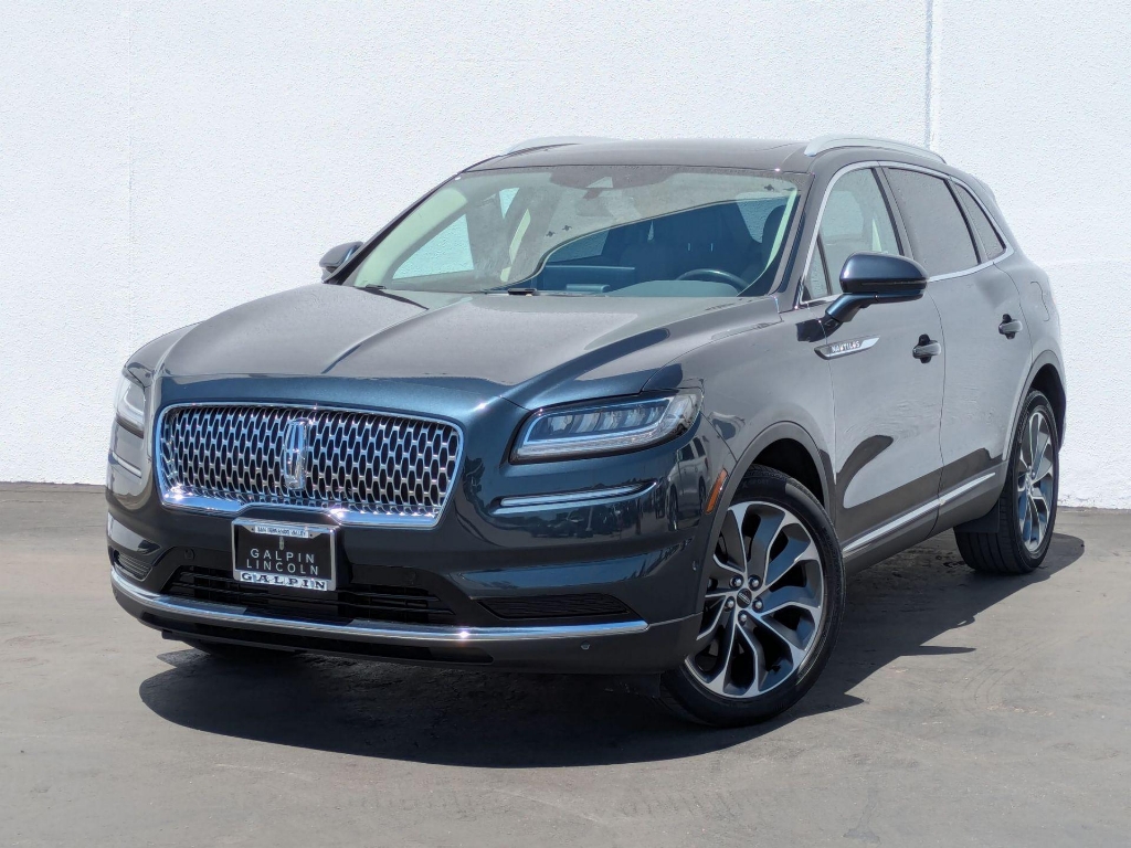 2021 Lincoln Nautilus Reserve