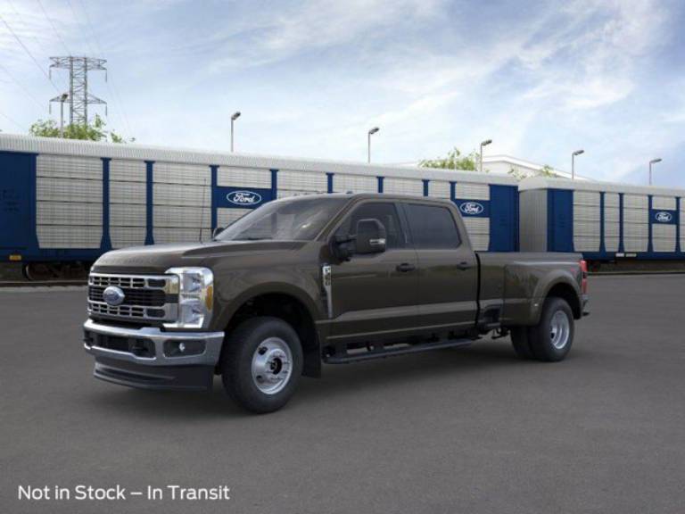 2025 Ford Super Duty F-350 DRW XLT